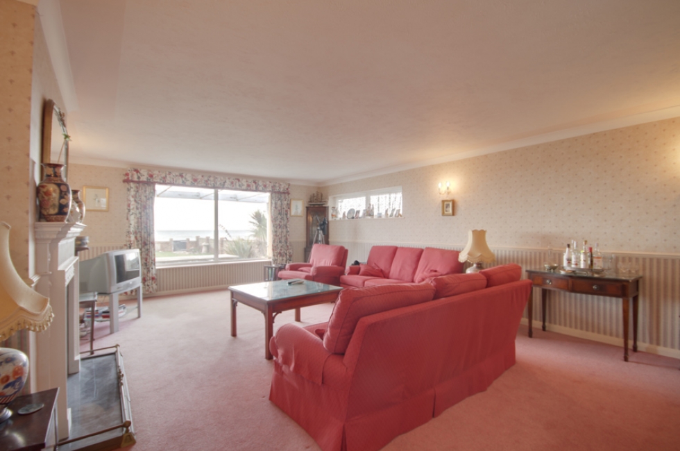 Property for Sale, West Wittering 31 Marine Close Baileys Estate Agent